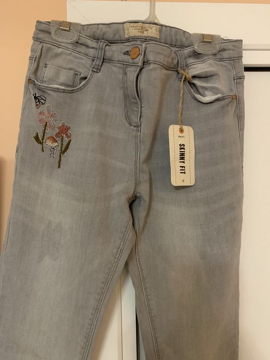 Нови детски дънки NEXT