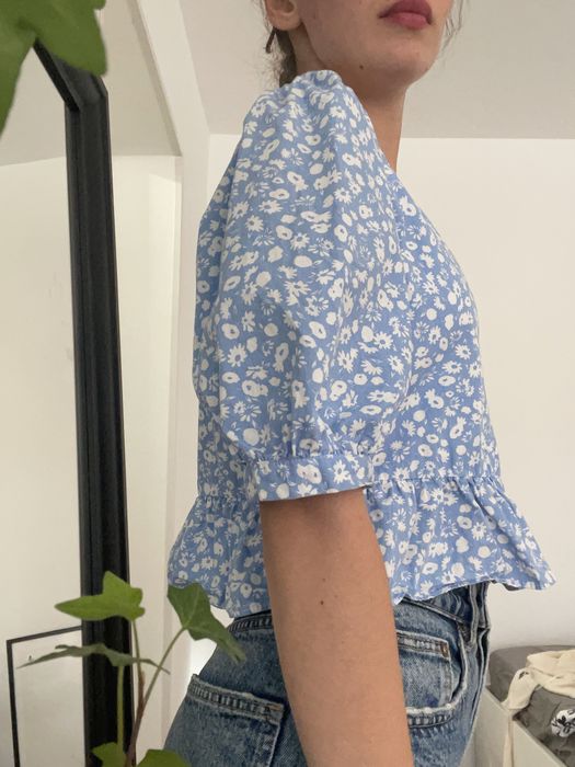 Camasa Zara marime M pret initial 150 lei TRANSPORT GRATUIT