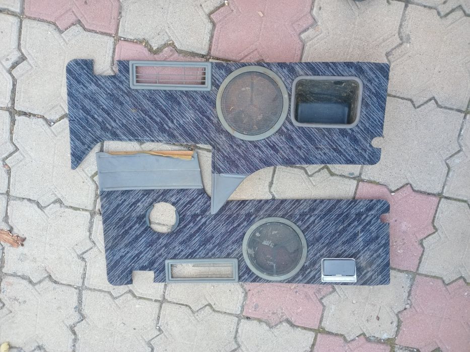 Карты дверные  обшивки багажника