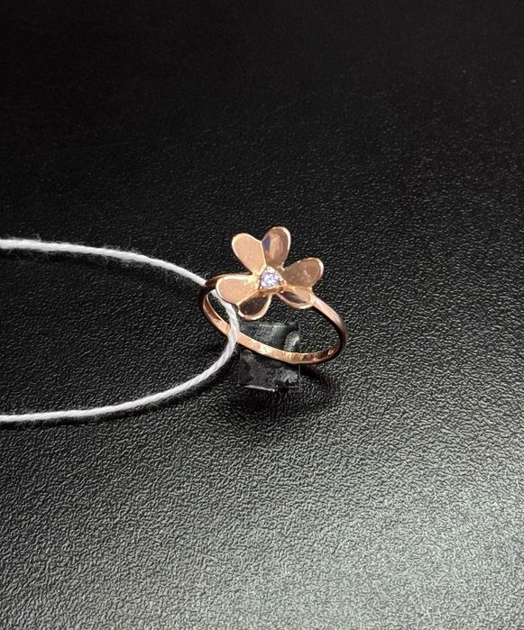 Золотоe кольцо 1.43г