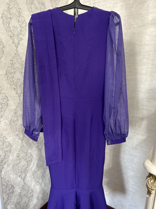 Продам платье женское