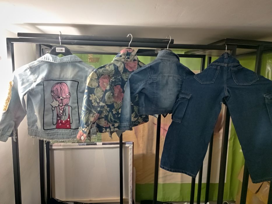 Продам детские вещи