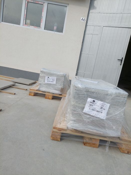 Dale beton armat,placi beton,coame de gard,capace gard ,cavouri