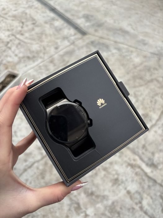 Huawei Watch GT 2 Pro – Nebula Gray (Кожена каишка) – Пълен комплект