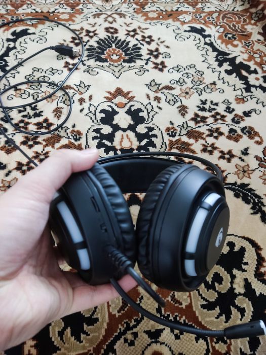 Игровые наушники