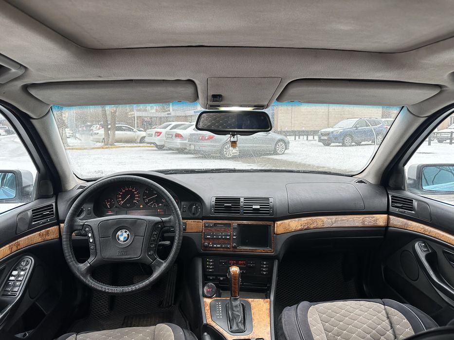 Продам bmw e39 1996год
