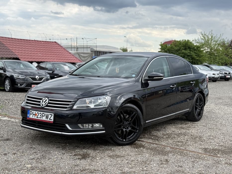 VOLKSWAGEN Passat 2012