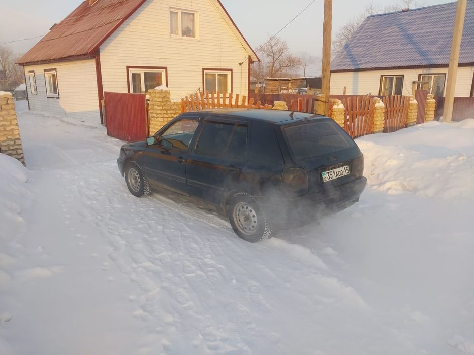 Продам машину Гольф