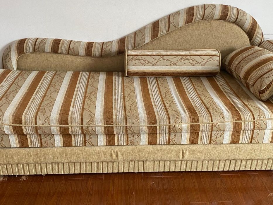 Диван (раскладывается)