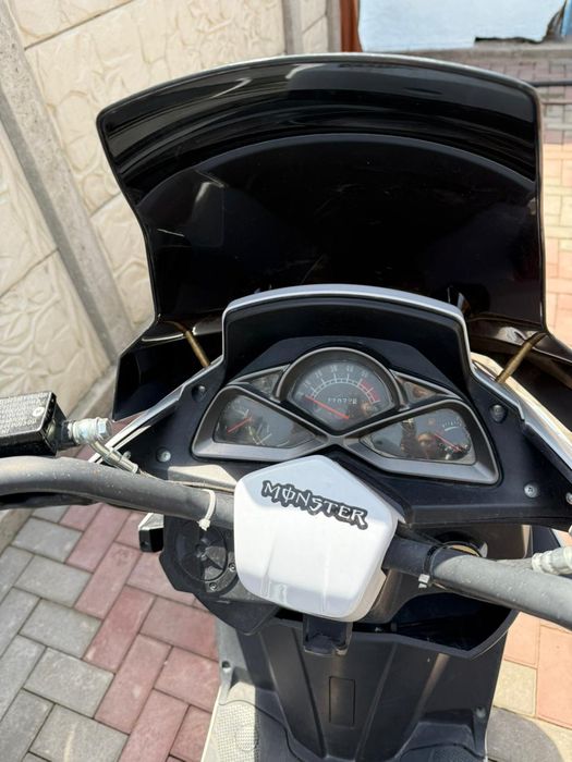 Скутер продам срочно