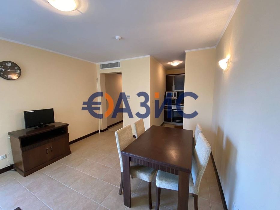 Продава се Двустаен апартамент в Поморие - 72 кв.м за 820 €/кв.м - Снимка #5