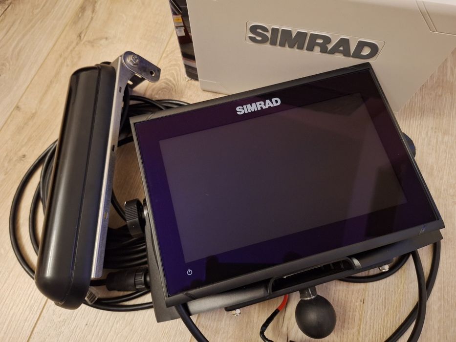 Sonar pescuit Simrad GO9 XSE, sonda Lowrance 3in1