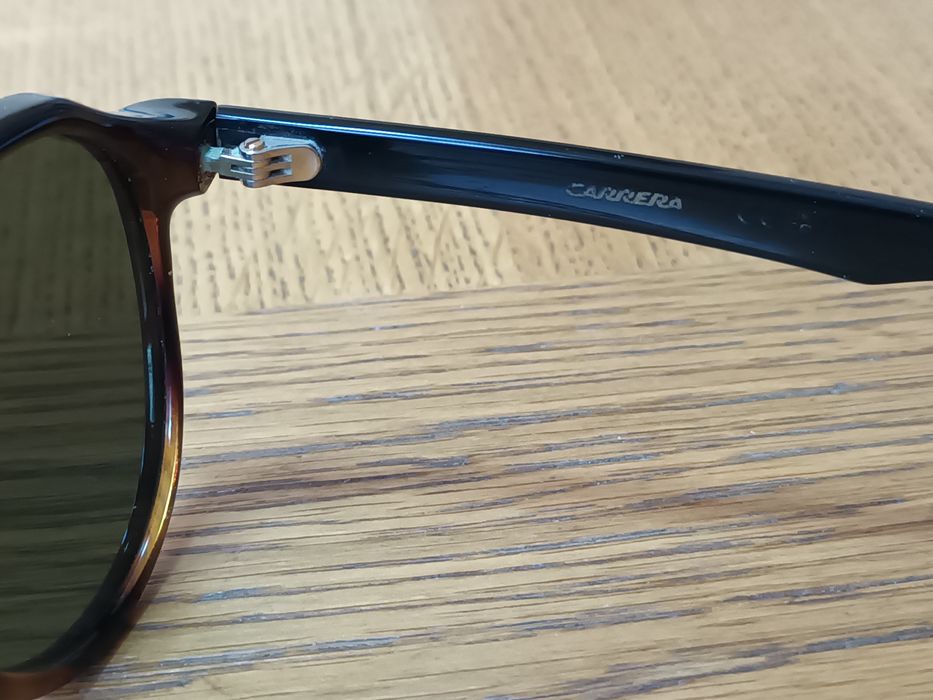 Дамски слънчеви очила Carrera