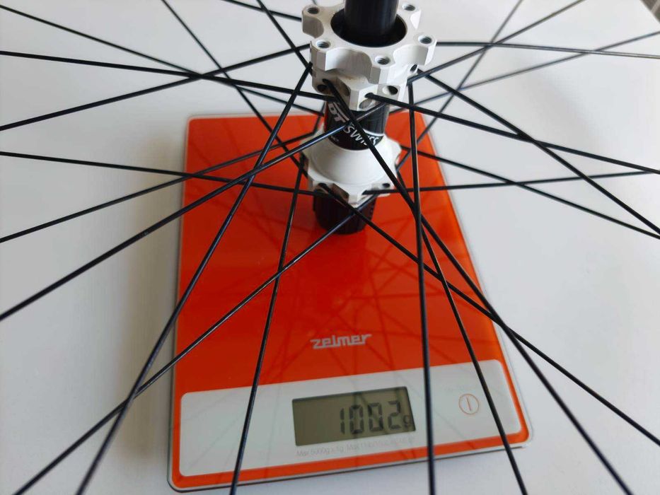 Roti MTB 29" DT Swiss M1700 Spline tubeless ready