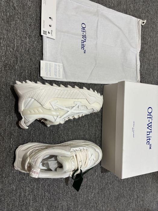 Off White Odsy-1000