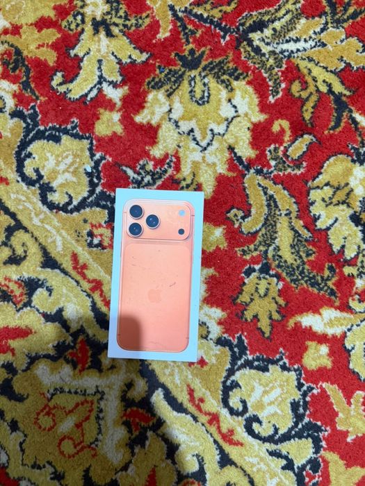 Продаю iPhone 17 Pro Max