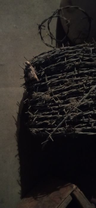 Продам колючую проволоку