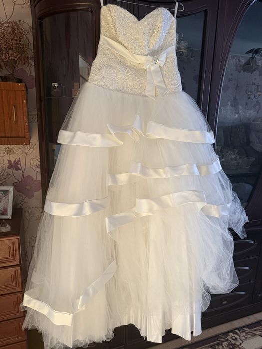 Продам свадебное платье