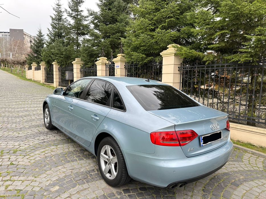 Audi A4 b8 , 2.0 TDI , An 2010