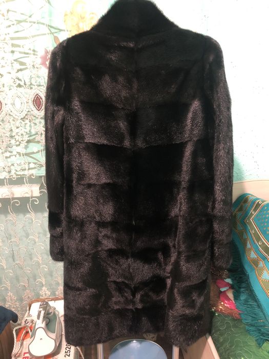 Продам норковую шубу