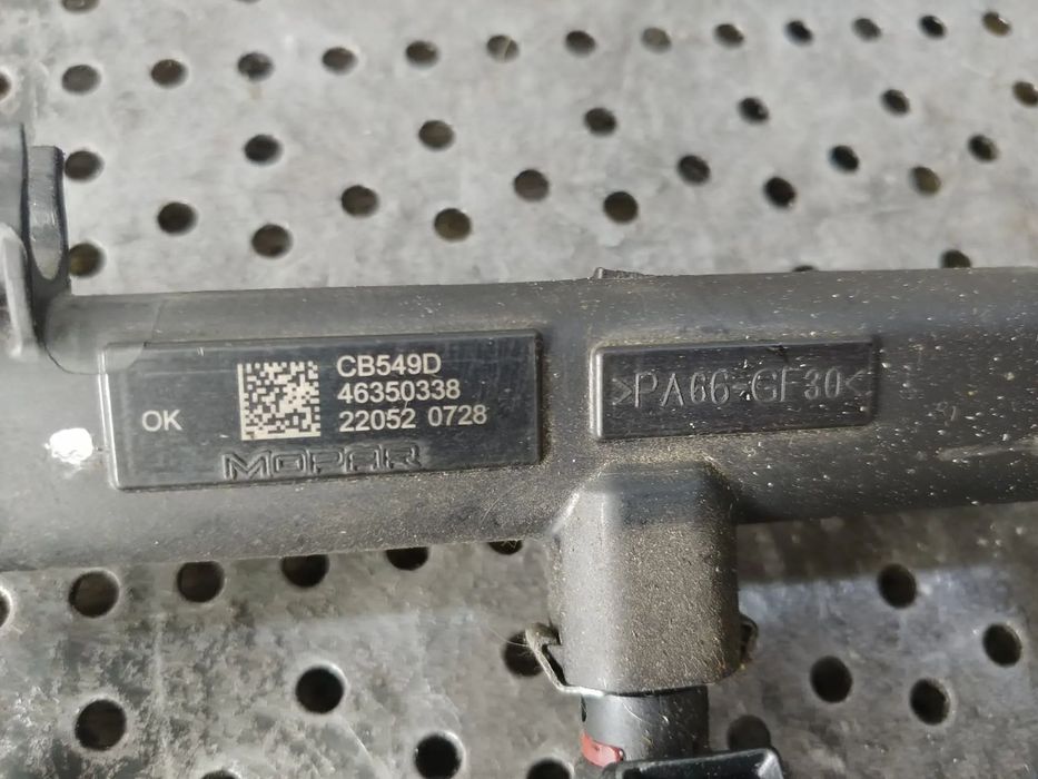 rampa cu injectoare 46341162  1.0b hybrid euro 6 fiat panda 3   46341230  46350338