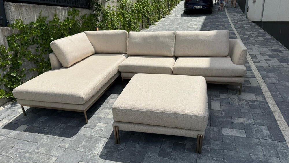 Colțar living 3x2 m crem/bej – NOU, nefolosit, cu taburet, design premium