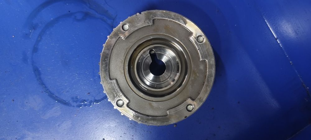 VVTI от Тайота 70 . 2.5 Американец