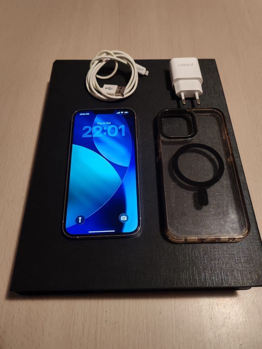 iPhone 13 Pro Max 256GB  9.5/10 | Încărcător, Husă & Folie | Baterie originalǎ 73%
