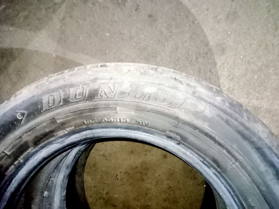 Продам два баллона 195/65/15