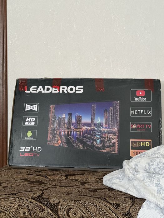 Телевизор leadbros 81см новый