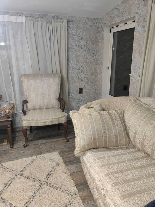 Холна гарнитура масив диван и два фотьойла