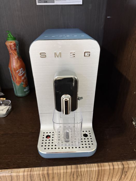 Smeg кофемашина, новая