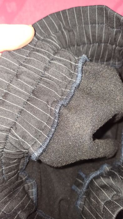 Продам брюки школьные для девочки