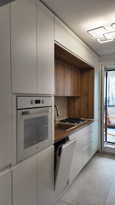 Apartament 2 camere, loc de parcare inclus