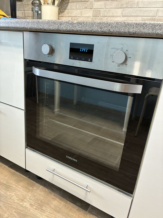 Продам духовой шкаф Samsung