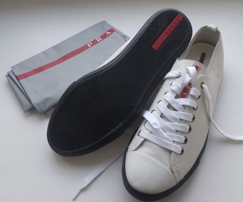 Продам кеды Prada