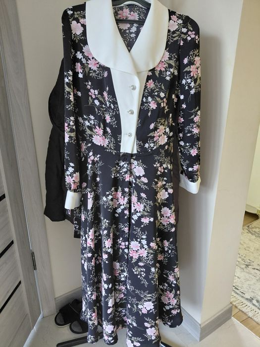 Продам платье в отличном состоянии