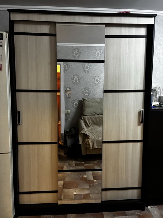 Продается шкаф-купе