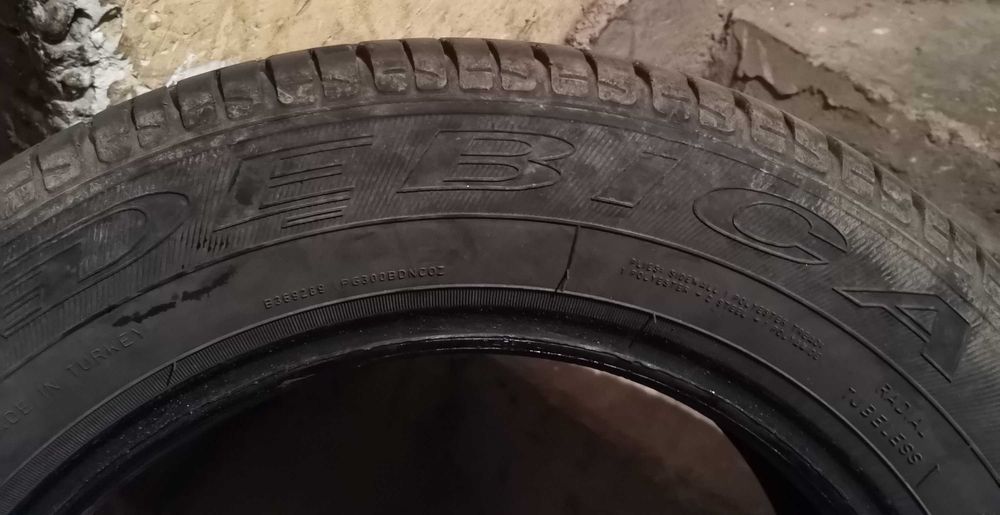 Продавам 2 броя летни гуми 175.65.14 на 1 сезон дот 2019 Debica