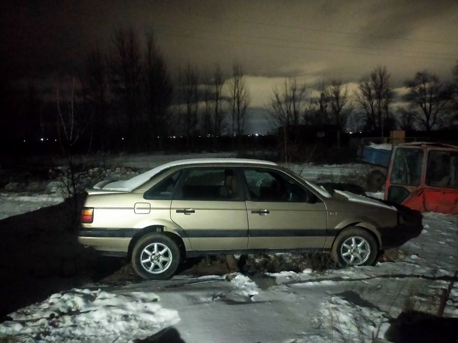 Продам Фольксваген Пассат б3