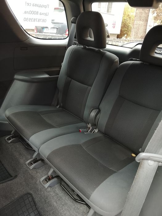 Продавам Тойота Rav4