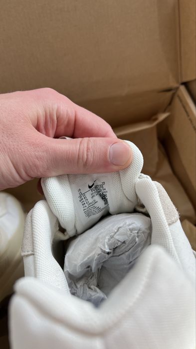 Nike Zoom Vomero Roam - 45 номер, напълно нови