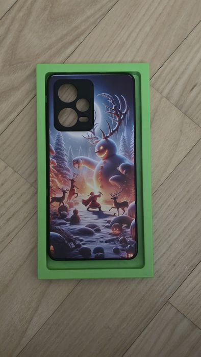 Чехлы на телефоны