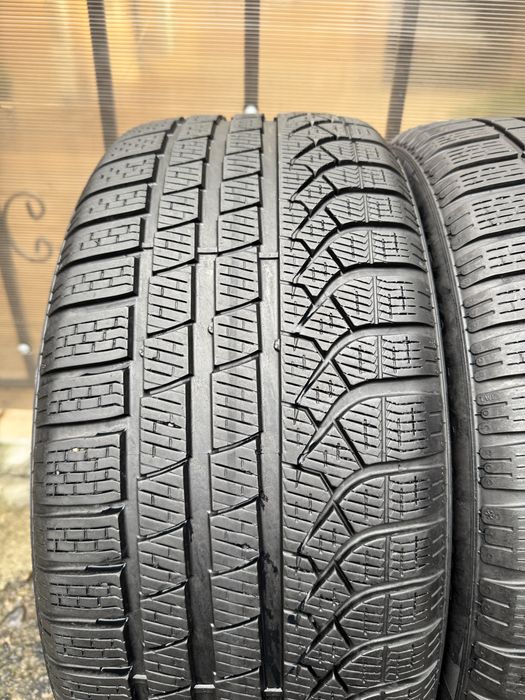 Anvelope 245 40 19