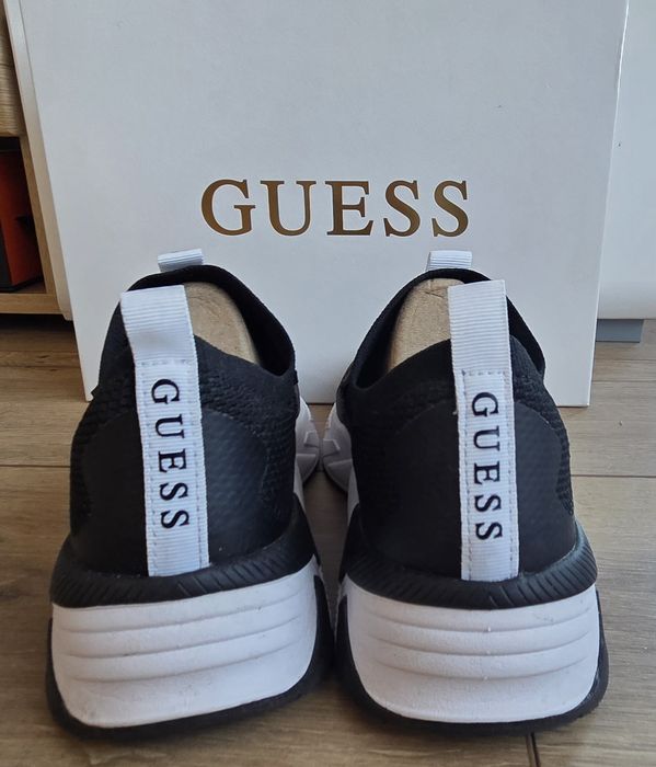 Дамски сникърси Guess