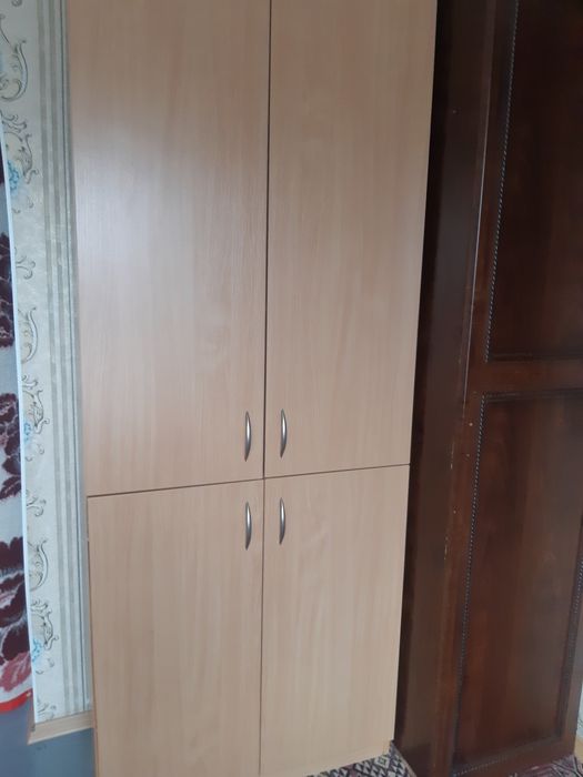 Продам б/у шкафы