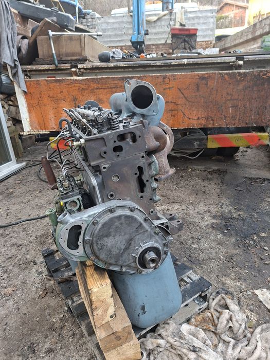 Двигател Мерцедес OM366