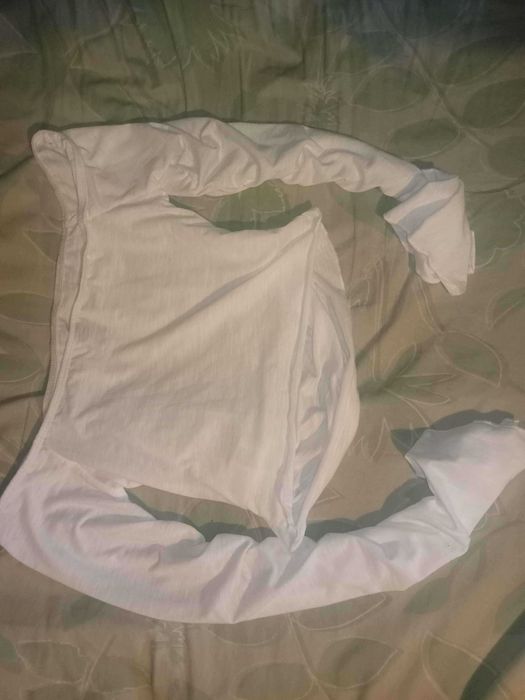 Бяла тънка блуза