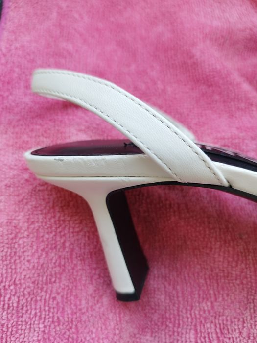 Сандали MNG бели