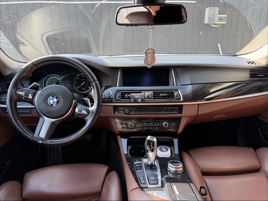 BMW 5 Series 2013 — imagine 4